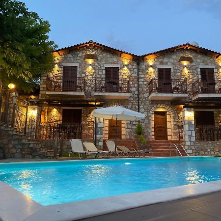 Petrines Villes Avramilias Εξωτερικό φωτογραφία