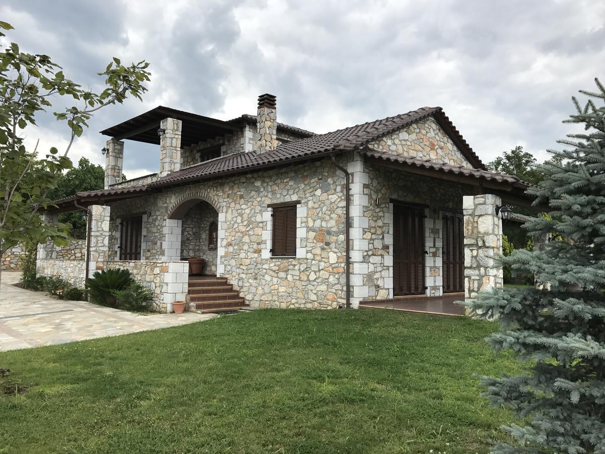 Petrines Villes Avramilias Εξωτερικό φωτογραφία
