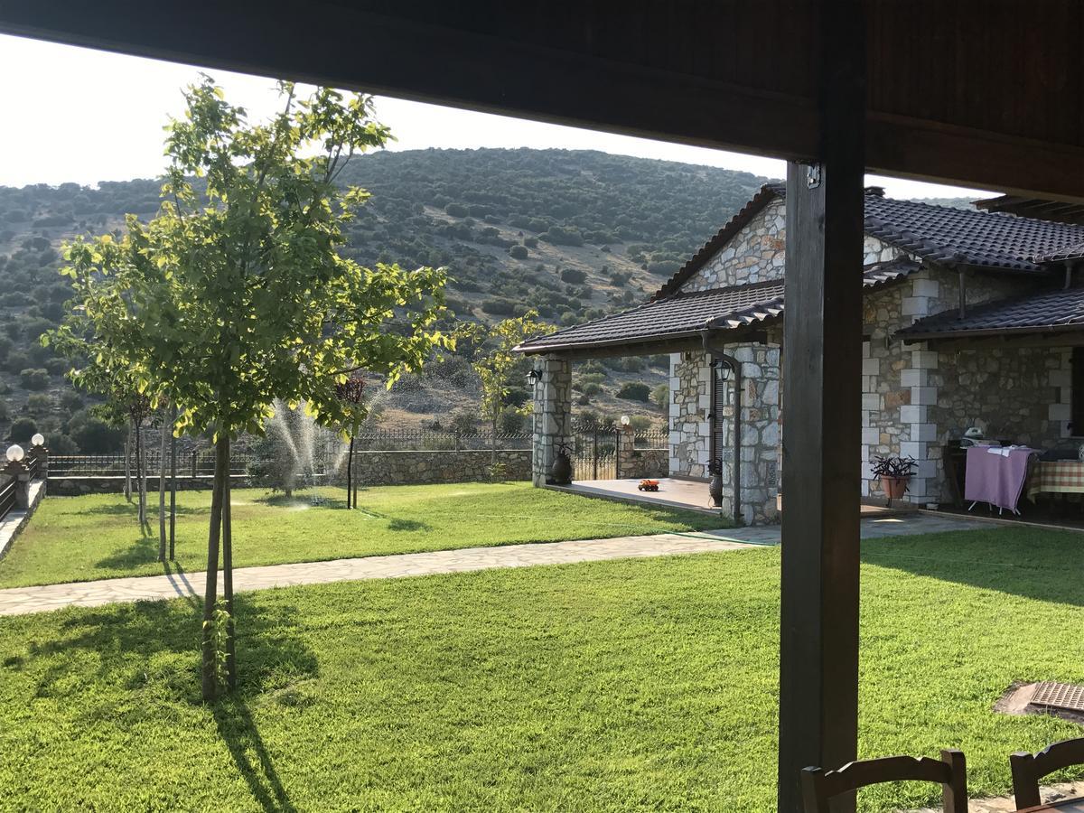 Petrines Villes Avramilias Εξωτερικό φωτογραφία